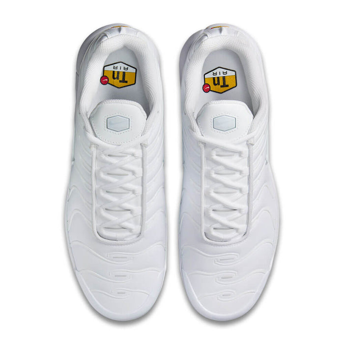 Nike Air Max Plus G Spikeless Golf Shoes White/Gold/Salsa Red/Pure Platinum - FW25 Unisex