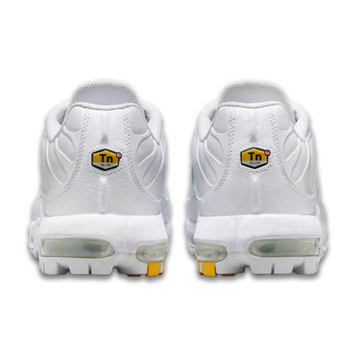 Nike Air Max Plus G Spikeless Golf Shoes White/Gold/Salsa Red/Pure Platinum - FW25 Unisex