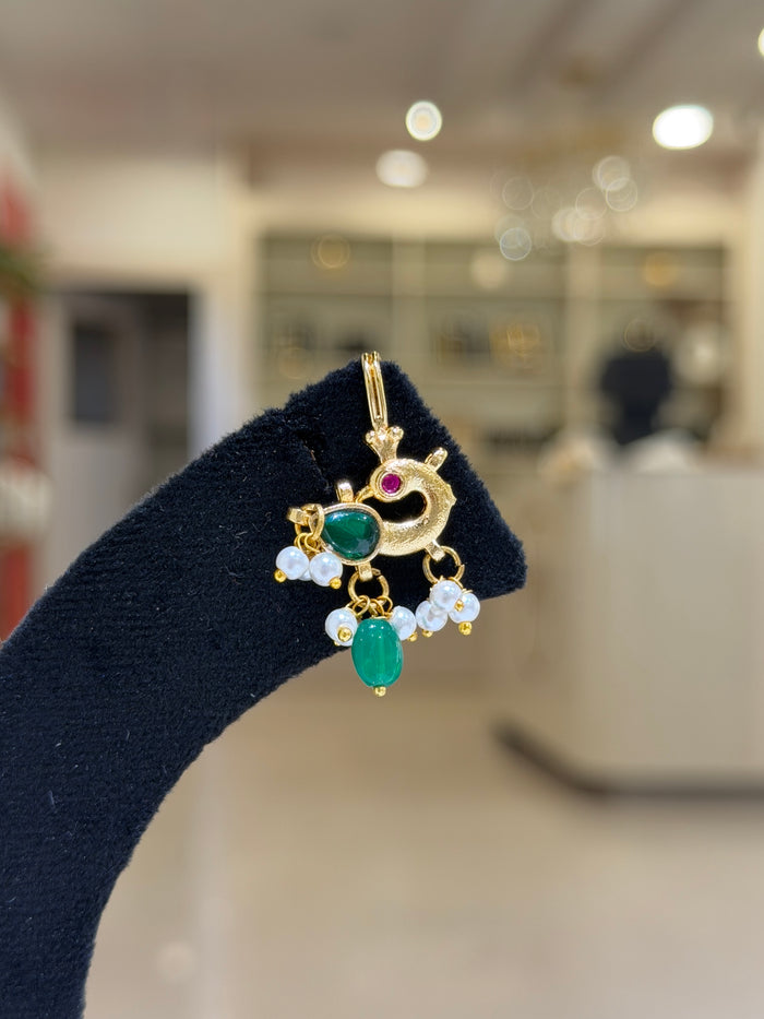 Bird Motif Emerald & Pearl Drop Bugadi / Tops Ear Cuffs