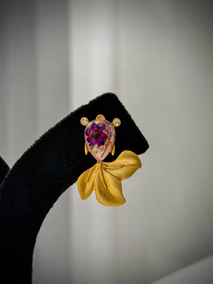 Gold Resin Floral Drop Earrings Set