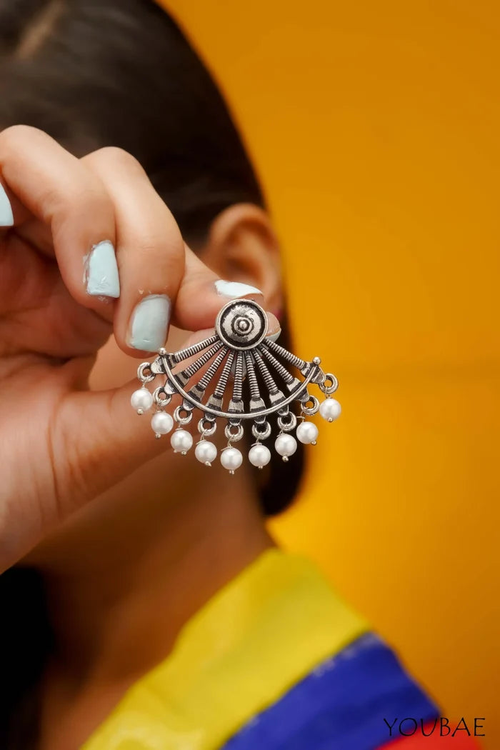 Parineeti Pearl Studs