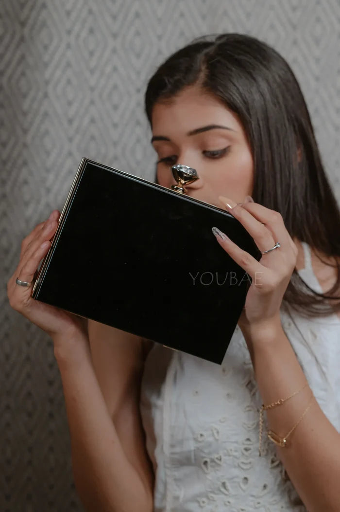 Pout Honey Clutch & Sling