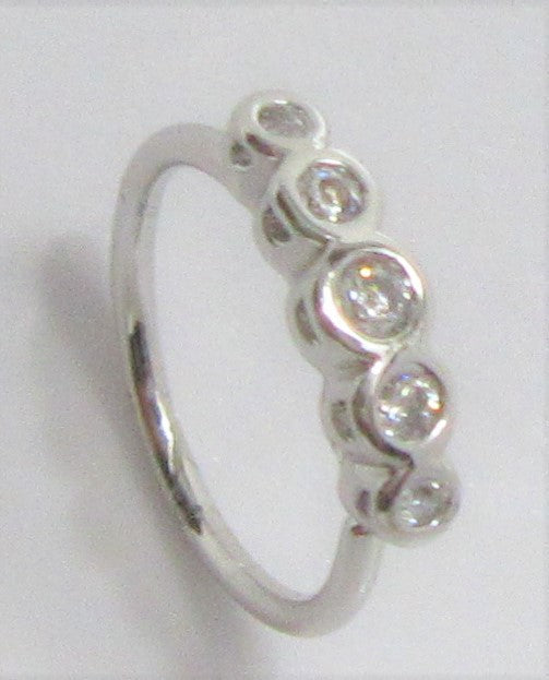 Surgical Steel 5 Cups Clear CZ Crystals Nose Nostril Hoop Ring 20 gauge 20g - I Love My Piercings!